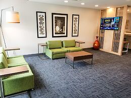 Holiday Inn Express & Suites Charlotte NE - University Area by IHG