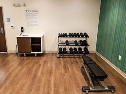 Holiday Inn Express & Suites Charlotte NE - University Area by IHG