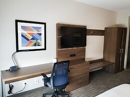 Holiday Inn Express & Suites Charlotte NE - University Area by IHG