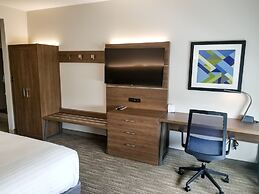 Holiday Inn Express & Suites Charlotte NE - University Area by IHG
