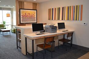Holiday Inn Express & Suites Charlotte NE - University Area by IHG