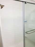 Holiday Inn Express & Suites Charlotte NE - University Area by IHG