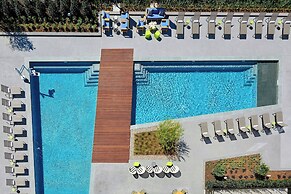 The Stella Hotel, Autograph Collection