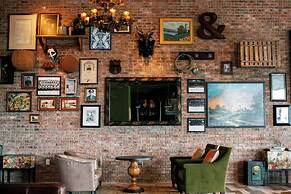 The Stella Hotel, Autograph Collection