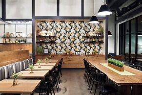 The Stella Hotel, Autograph Collection