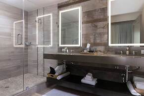 The Stella Hotel, Autograph Collection