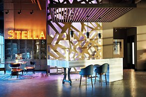 The Stella Hotel, Autograph Collection