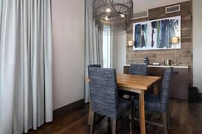 The Stella Hotel, Autograph Collection