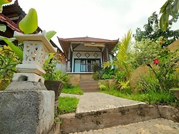 Warung Ary & Home Stay