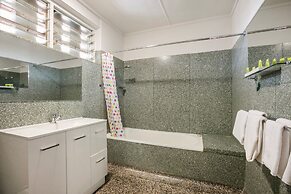 Nightcap at Camp Hill Hotel