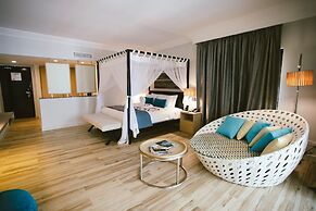 Sand & Sandals Desaru Beach Resort & Spa