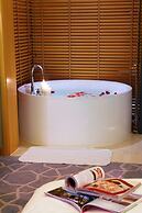 CiXi Hangzhou Bay Hotel