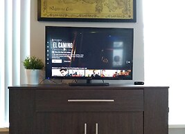 Perfect City Center Location, Parking, 4 Beds