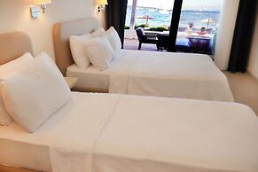 Daphnis Hotel