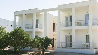 Daphnis Hotel