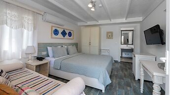 Kefi Beach and Suites