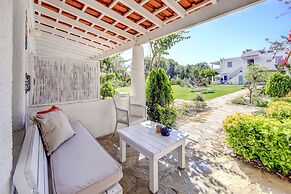 Kefi Beach and Suites