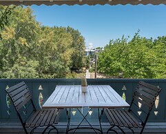 Kefi Beach and Suites