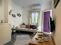 Kefi Beach and Suites