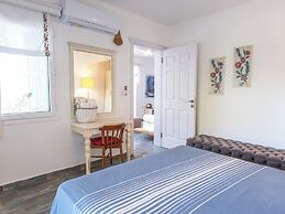 Kefi Beach and Suites