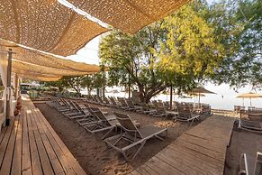 Kefi Beach and Suites