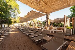 Kefi Beach and Suites