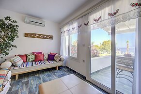 Kefi Beach and Suites