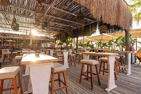 Kefi Beach and Suites