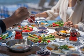 Kefi Beach and Suites