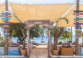 Kefi Beach and Suites