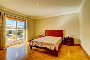 Villas2Go2 Viva Galé