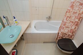 ShortStayPoland Solidarnosci B8