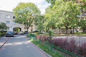 ShortStayPoland Solidarnosci B8