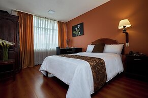Hotel Podocarpus
