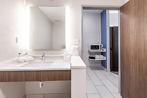 Holiday Inn Express & Suites Rantoul by IHG