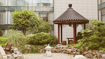 Holiday Inn Nanjing Xuanwu Lake by IHG