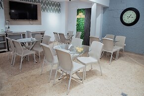 Hotel Palmas Del Estadio