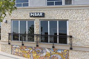 Hyatt House Austin/Downtown