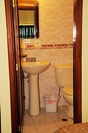 Colony Inn Hotel