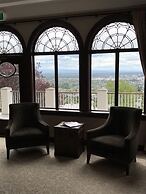 Hackthorne Gardens Luxury Accommodation