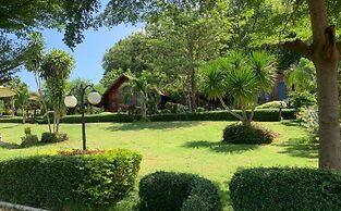 Mai Ngern Mai Thong Resort