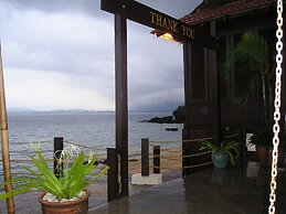 Gem Island Resort & Spa