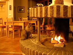 Castelir Suite Hotel