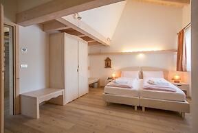 Castelir Suite Hotel