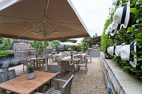 Hurley House Hotel