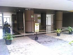 Apartemen The Suites Metro Yudis