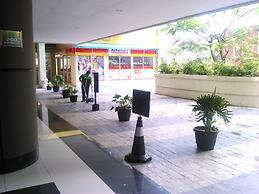 Apartemen The Suites Metro Yudis