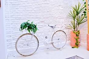 The Zentral Arenal Suites