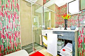 The Zentral Arenal Suites