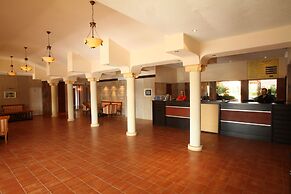 Vox Maris Grand Resort - Adults only